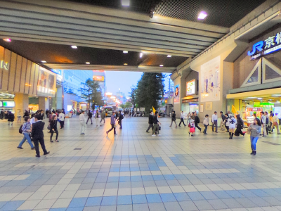 JR京橋駅・京阪本線京橋駅からのアクセス1